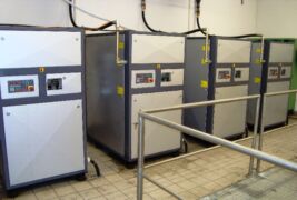 Arbeitskompressoren - Schraubenkompressoren einer pneumatischen Abwasser-Förderanlage